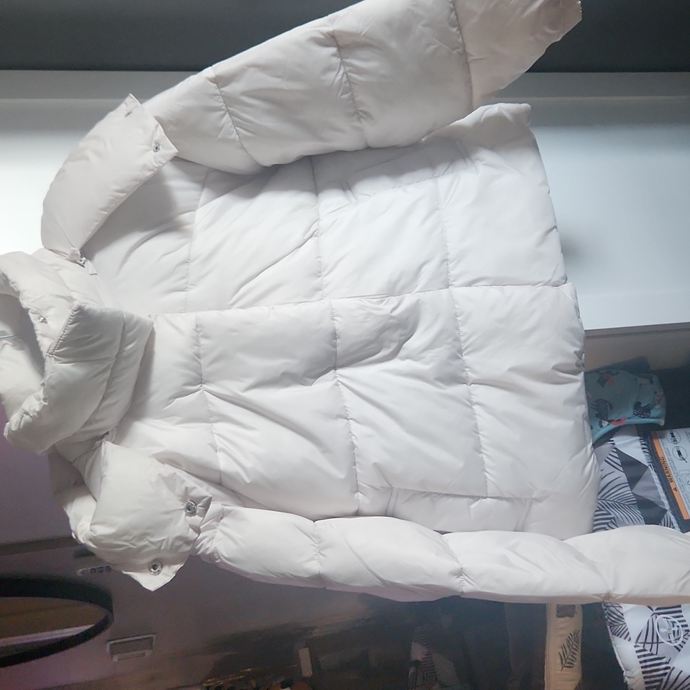NVLT Puffer Jacket - Picture 7 of 9